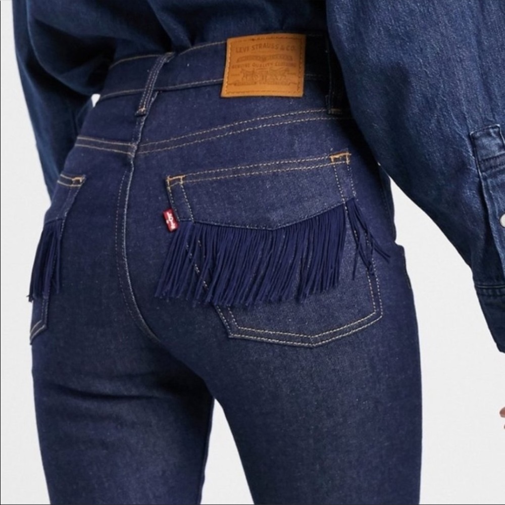 Levi’s Wedgie Straight Fringe Jeans NWT